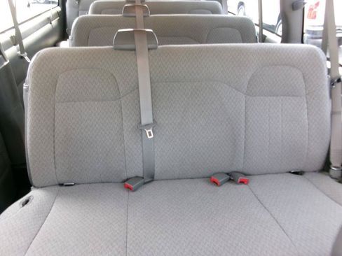 Used 2025 Chevrolet Express 3500 LT w/ LT Preferred Equipment Group RWD image 11