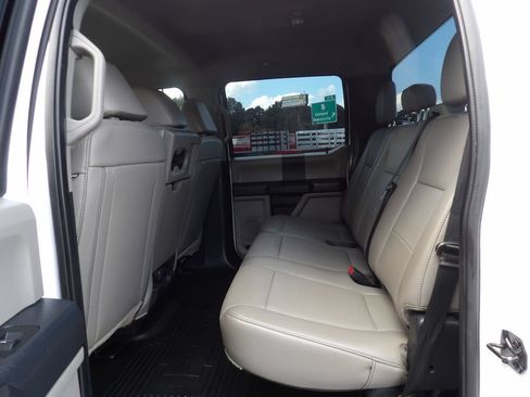 Used 2022 Ford F250 XL w/ Power Equipment Group AWD/4WD image 30