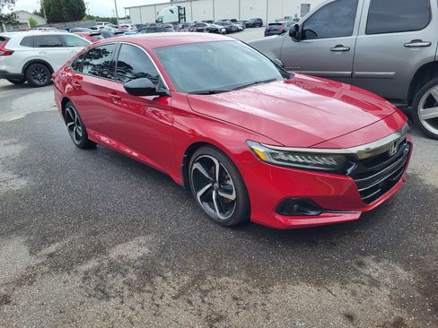 Used 2021 Honda Accord Sport image 3