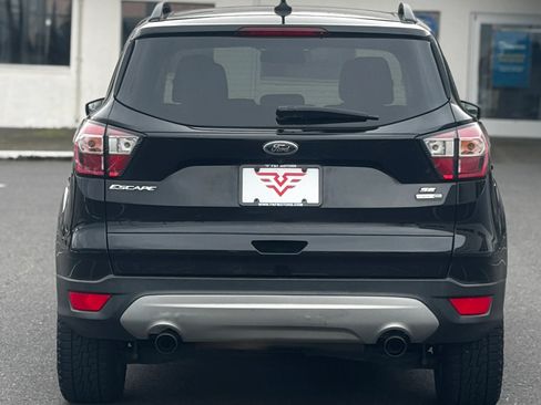 Used 2018 Ford Escape SE w/ SE Sync 3 Package image 8