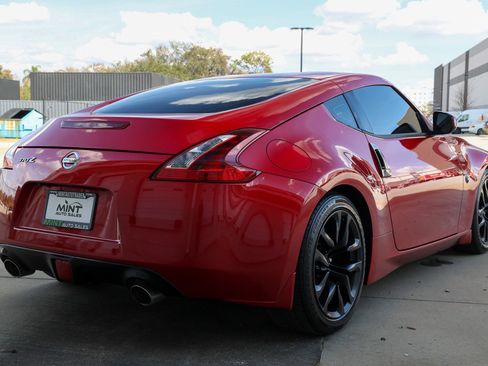 Used 2020 Nissan 370Z Coupe image 16