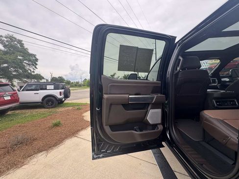 Used 2025 Ford F250 King Ranch w/ Chrome Package AWD/4WD image 37