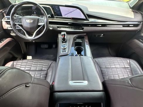 Used 2023 Cadillac Escalade ESV Sport Platinum AWD/4WD image 20