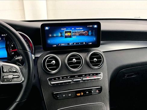 Used 2020 Mercedes-Benz GLC 300 image 5
