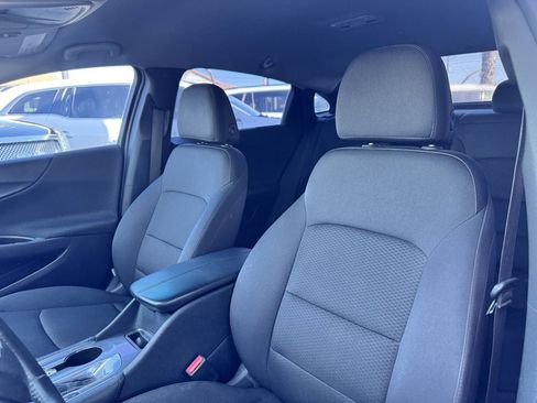 Used 2016 Chevrolet Malibu LT FWD image 32