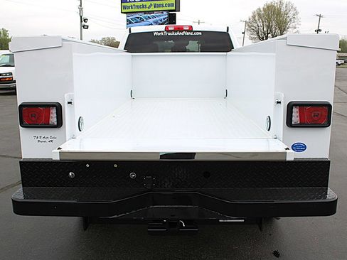 Used 2026 RAM 3500 Tradesman w/ Chrome Appearance Group A AWD/4WD image 11