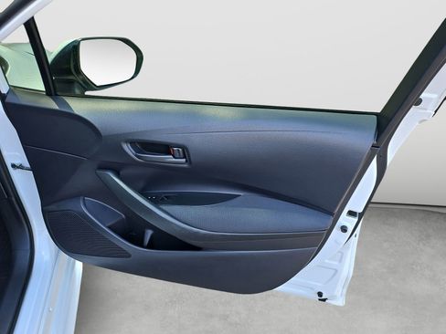 Used 2024 Toyota Corolla LE FWD image 30