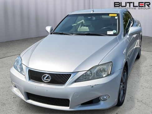Used 2010 Lexus IS 350C RWD image 3