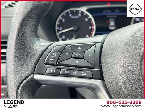 Certified 2023 Nissan Sentra SV FWD image 19