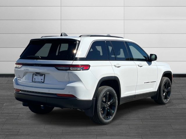 New 2027 Jeep Grand Cherokee Limited AWD/4WD image 4