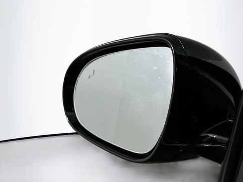 Used 2019 Kia Sorento LX image 16