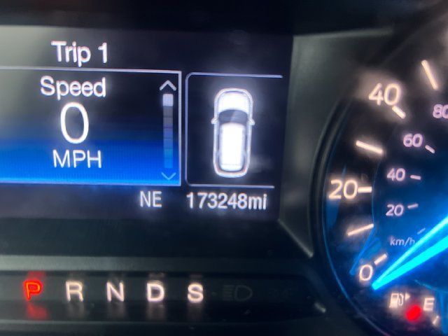 Used 2017 Ford Explorer XLT AWD/4WD image 29