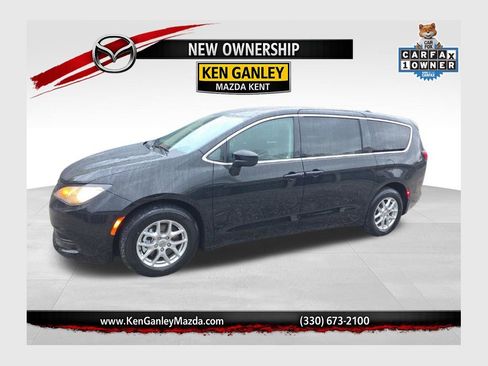 Used 2024 Chrysler Voyager LX FWD image 1