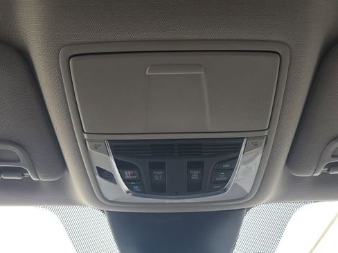 Used 2024 Acura MDX SH-AWD w/ Advance Package image 18