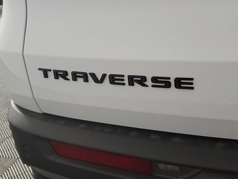 New 2026 Chevrolet Traverse LT w/ Midnight/Sport Edition FWD image 31