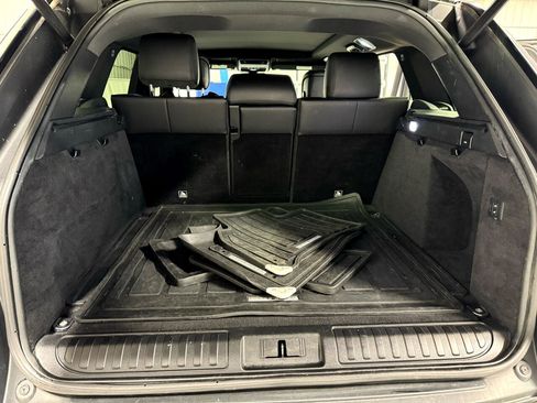 Used 2019 Land Rover Range Rover Sport HSE image 16