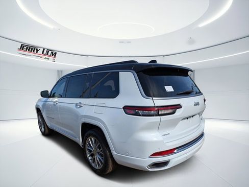 New 2025 Jeep Grand Cherokee L Summit image 5