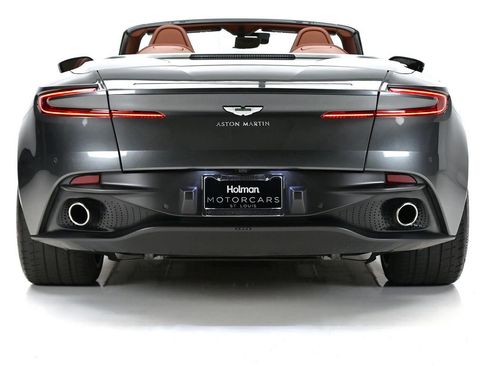 Used 2019 Aston Martin DB11 Volante RWD image 34