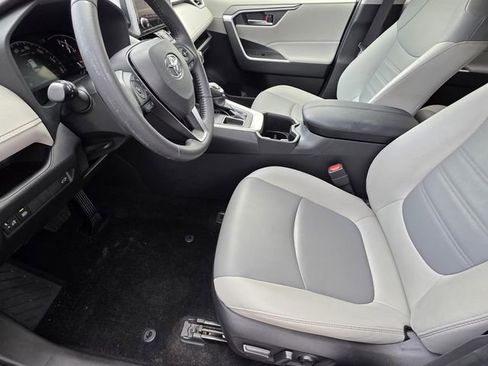 Certified 2023 Toyota RAV4 XLE Premium image 6
