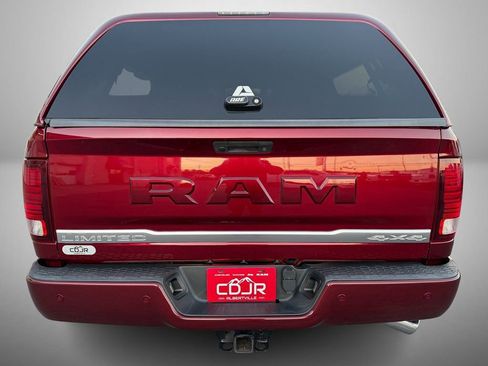 Used 2018 RAM 3500 Laramie Longhorn image 7