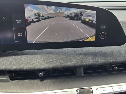Used 2025 Lucid Air Touring AWD/4WD image 17