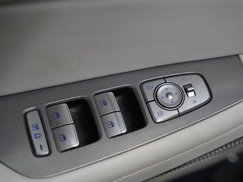 Used 2022 Hyundai Palisade Limited AWD/4WD image 18