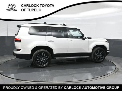 Used 2024 Lexus GX 550 w/ Accessory Package (Z1) AWD/4WD image 4