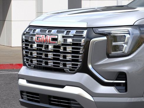 New 2026 GMC Terrain Denali w/ LPO, Black Badging Package image 14