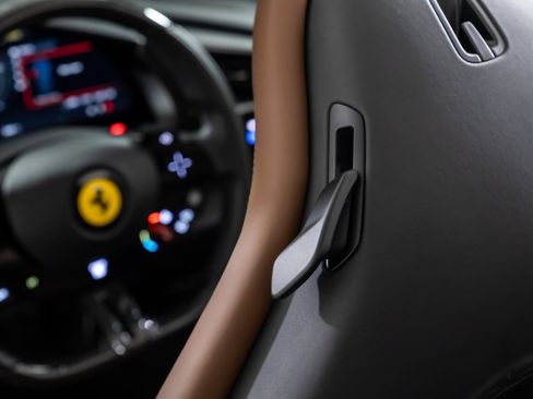 Used 2023 Ferrari 296 GTS RWD image 44