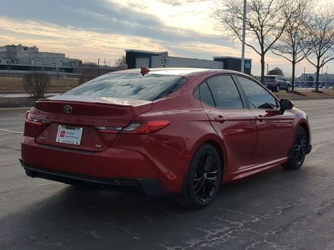 Certified 2025 Toyota Camry SE image 5