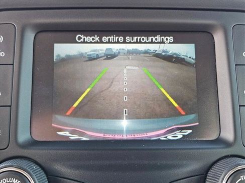 Used 2017 Jeep Renegade Altitude FWD image 18