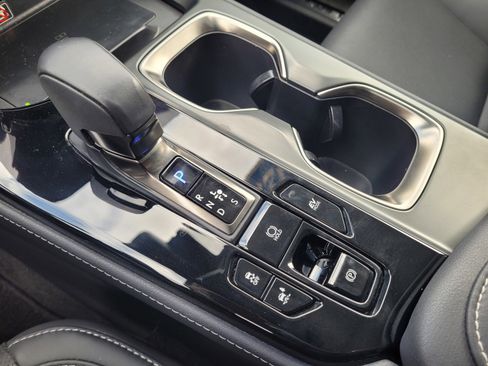 Used 2025 Lexus NX 350h AWD w/ Premium Package image 24