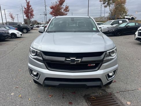 Used 2018 Chevrolet Colorado Z71 image 2