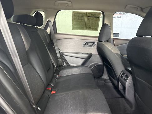 Used 2021 Nissan Rogue S image 23