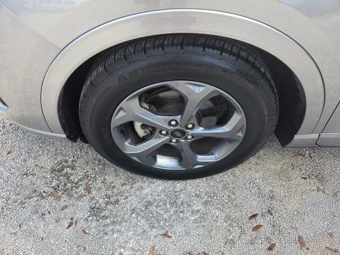 Used 2023 Ford Escape ST-Line w/ Tech Pack #1 FWD image 4