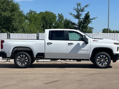 New 2026 Chevrolet Silverado 2500 Custom w/ Custom Value Package AWD/4WD image 3