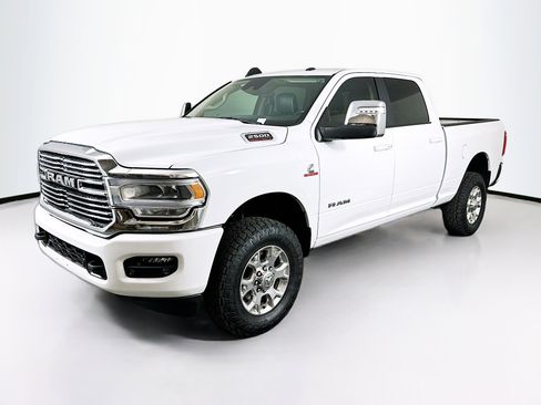 Used 2024 RAM 2500 Laramie w/ Safety Group image 3