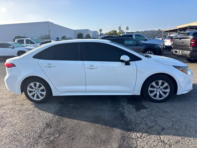 Used 2026 Toyota Corolla LE FWD image 4