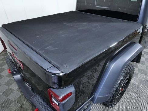 Used 2020 Jeep Gladiator Rubicon AWD/4WD image 9