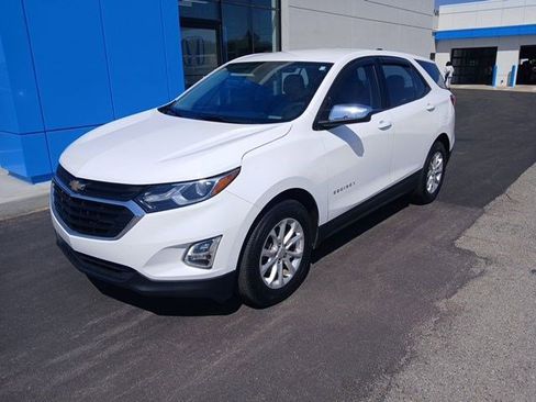 Used 2018 Chevrolet Equinox LS image 4