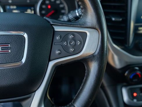 Used 2020 GMC Acadia SLT image 29