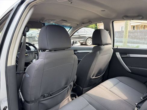 Used 2011 Chevrolet Aveo LT w/ Power and Convenience Package FWD image 18
