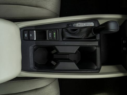 Used 2024 Honda Accord EX image 27