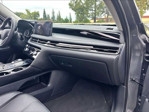 Used 2024 INFINITI QX60 Pure FWD image 18