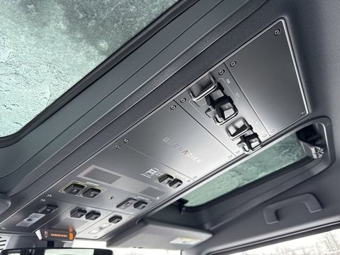 New 2026 INEOS Grenadier Black Edition image 17