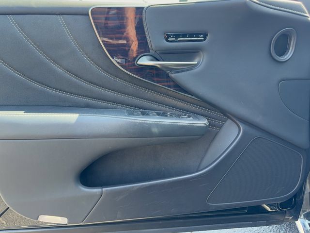 Used 2018 Lexus LS 500 w/ Interior Upgrade Package RWD image 12
