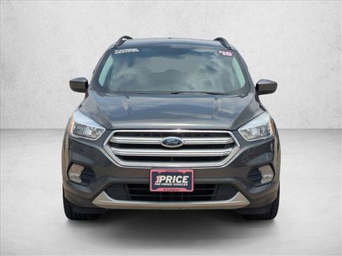 Used 2018 Ford Escape SE AWD/4WD image 2