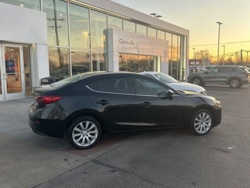 Used 2018 MAZDA MAZDA3 Touring image 8