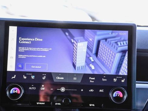 Used 2024 Lexus GX 550 w/ Accessory Package (31) AWD/4WD image 15