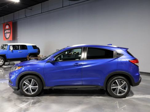 Used 2022 Honda HR-V EX image 4